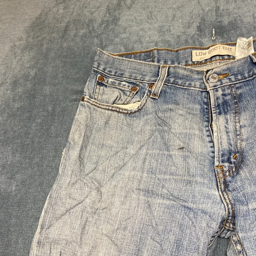 Levi's 527 Jeans Mens 34x32 Blue Denim Slim Fit Low Rise Zip Fly Bootcut Leg